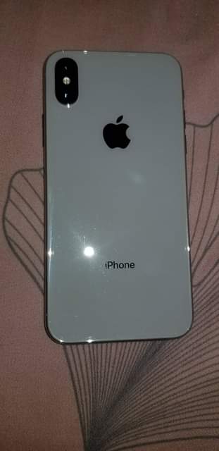 A picture of iphone x Gb 256