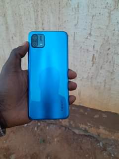 A picture of Oppo A16k very clean