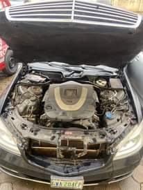 A picture of Benz S550 2009