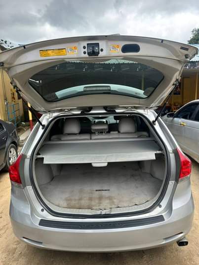 A picture of Clean toyota venza 2011
