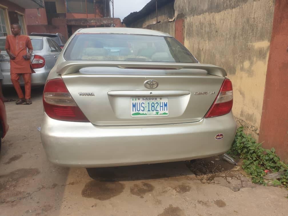 A picture of Toyota big daddy 2004 model