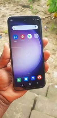 A picture of SAMSUNG GALAXY s23 ULTRA COPY