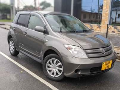 A picture of Toyota IST