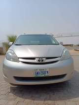 A picture of Super clean Toyota Sienna 2008 direct Belgium standard for 3