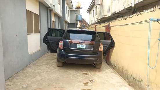 A picture of Ford Edge 2009Model