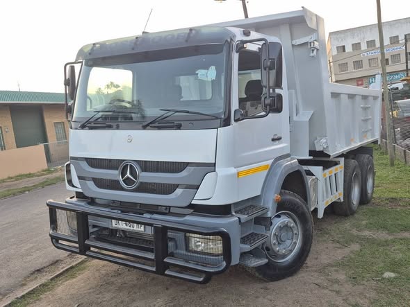 tipper truck