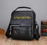 A picture of Jeep cross bag