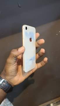 A picture of Iphone 8