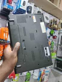 A picture of Lenovo core i5 320gb 4gbram 4th generation 3hours battery working