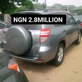 A picture of TOYOTA MATRIX