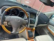 A picture of Fastest Finger Toks Standard Lexus RX 330 2006