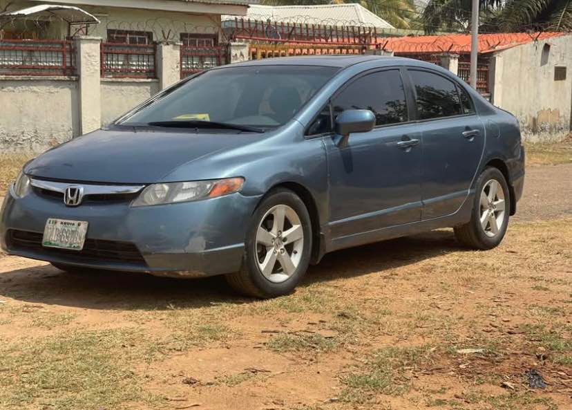 A picture of HONDA CIVIC
