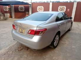 A picture of Lexus ES 350