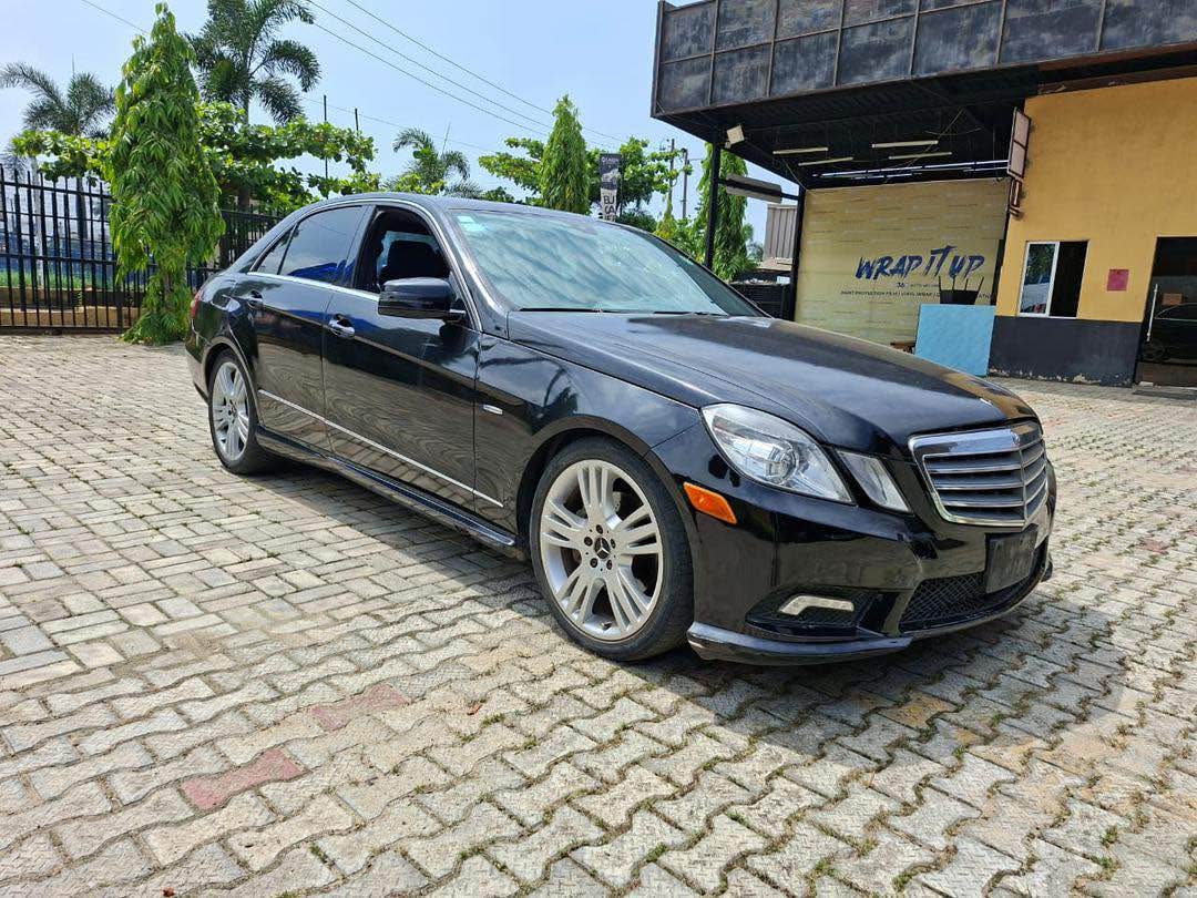 A picture of DISTRESS 2012 MERCEDES BENZ E350 07066049055