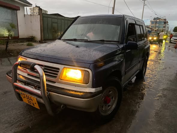 A picture of SUZUKI ESCUDO AFW IMENYOOKA SANAAA