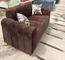 A picture of Sofa mpya za kisasa 160000 usafir juu yangu ndani ya