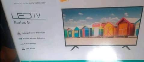 A picture of 43 Hisense flameless digital