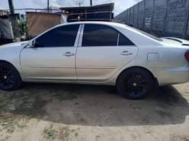 A picture of 2003 Toyota 2003