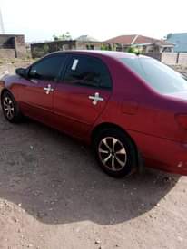 A picture of Toyota Corolla 04
