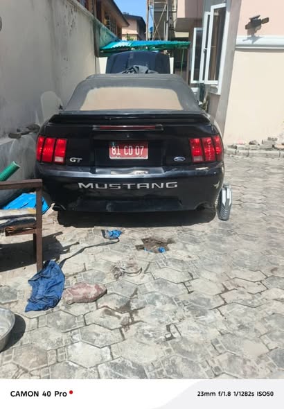 A picture of Ford mustang