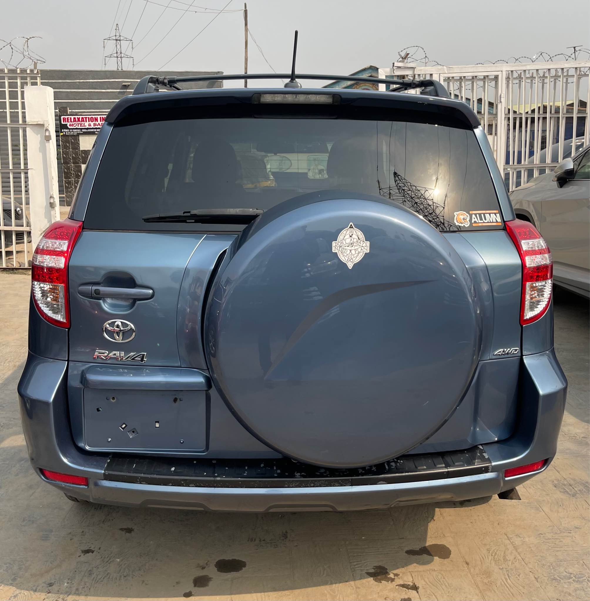 A picture of Toks Toyota RAV4 2011 limited edition 4 plug engine thumbstart