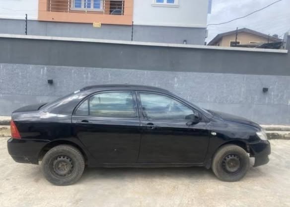 A picture of Ogba MANUAL 03 corolla bank type
