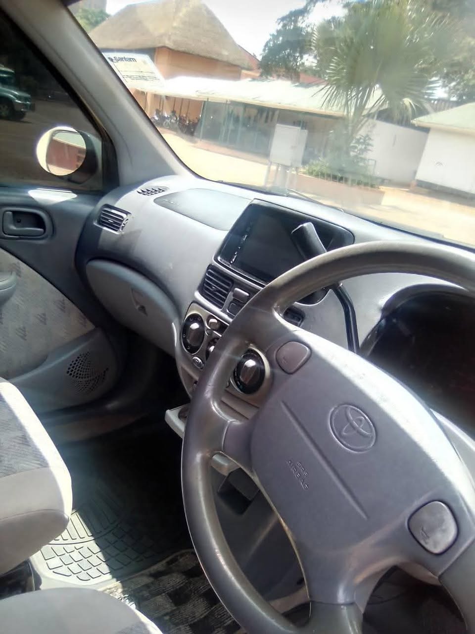 A picture of 1998 Toyota Raum st