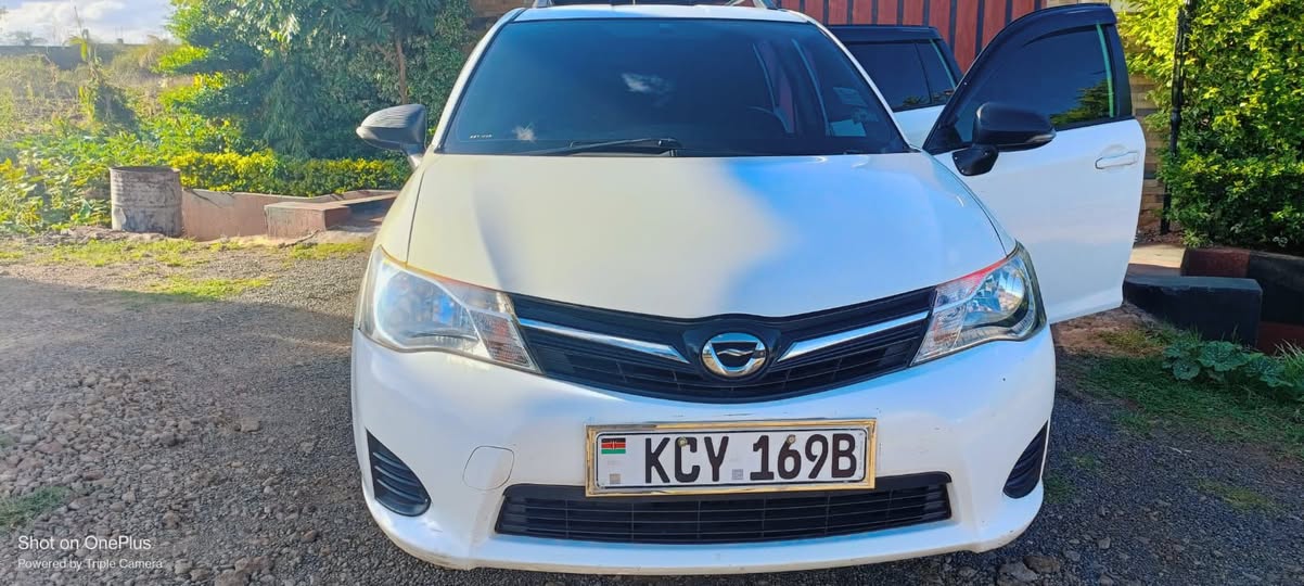 used toyota fielder