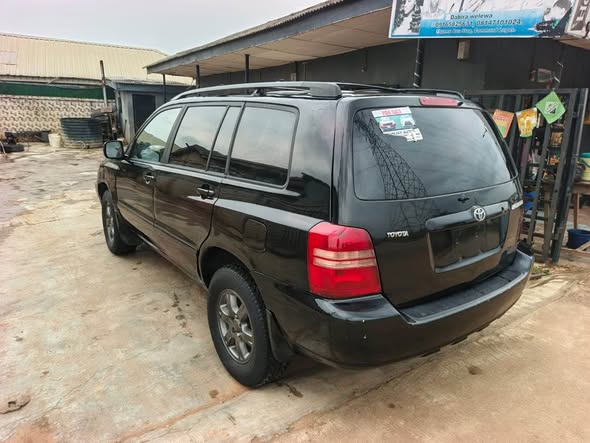 A picture of 2003 Toyota Highlander