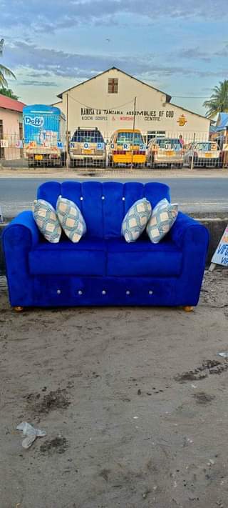 A picture of FUNDI MPUTO JR 0756328870 Pata sofa mpya za kisasa kwa160