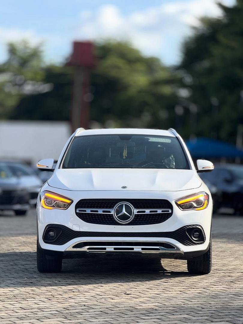 A picture of 2021 Mercedes Benz gla class