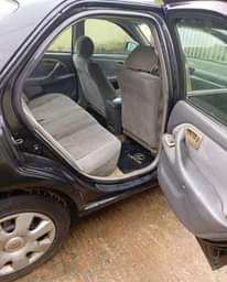 A picture of TOYOTA CAMRY 2000