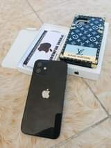 A picture of IPHONE 12 PLAIN
