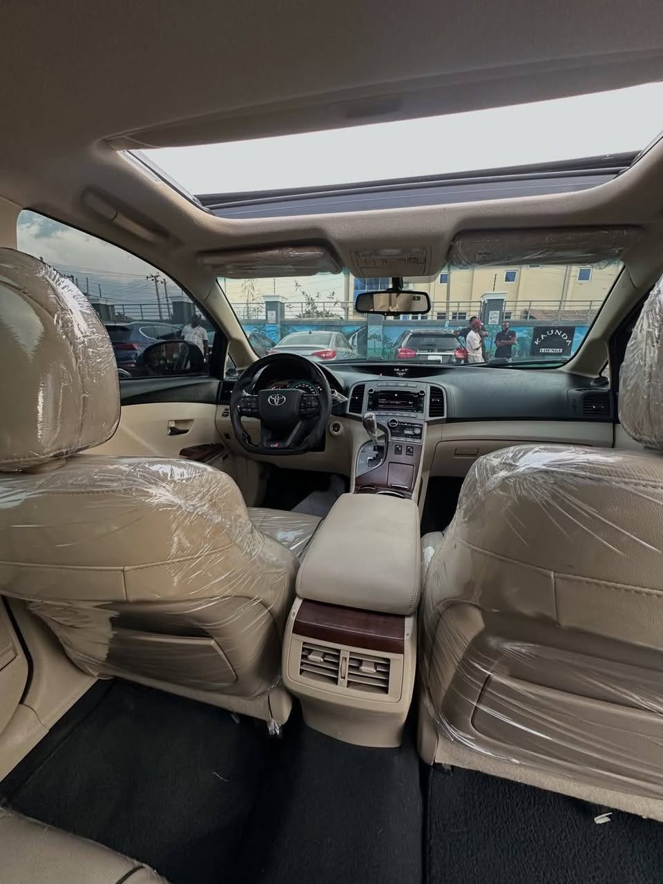 A picture of Toyota Venza 2011 model