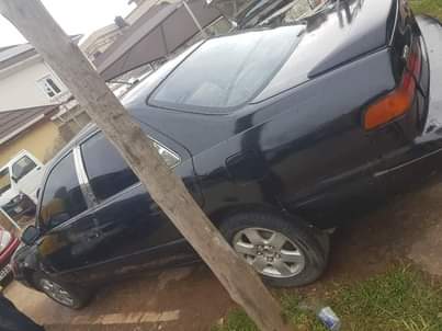 A picture of Toyota Camry 1999