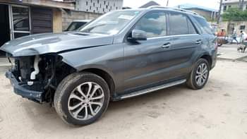 A picture of Awoof deal Mercedes Benz Gle 4matic 2017 Buy and fix