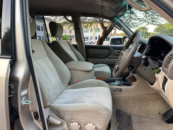 A picture of Toyota Land Cruiser Vx Limited Price 135M Contact 2557 6248