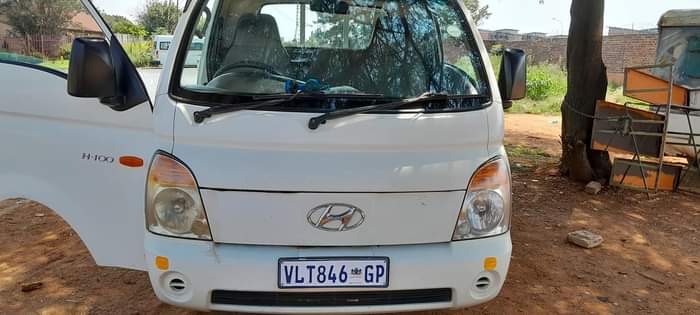 bakkies A.