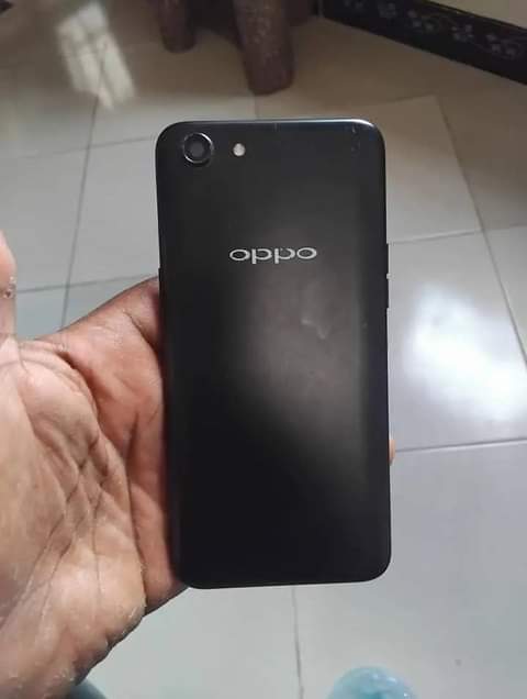 oppo a83