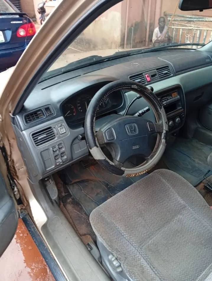 A picture of Super Neat Honda CRV with everything working at just N1