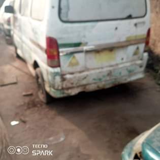 A picture of Mini bus