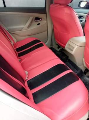 A picture of TOYOTA CAMRY