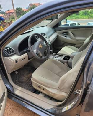 A picture of Toyota camry 0