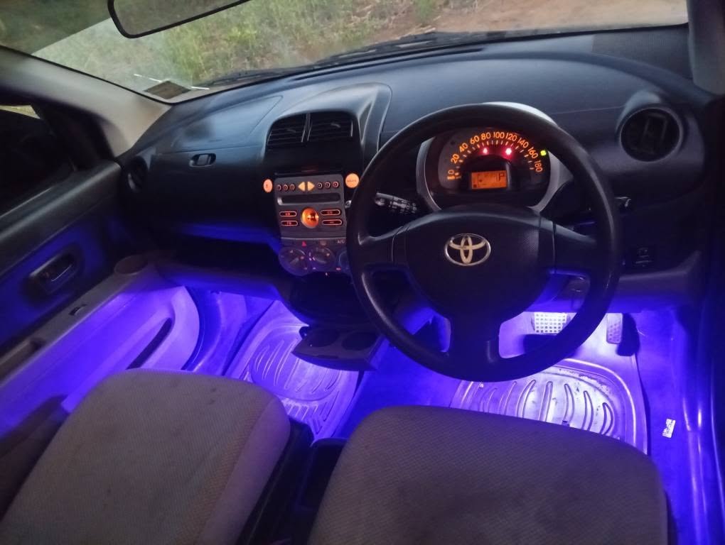 A picture of TOYOTA PASSO BEI MIL 5 MAONGEZI CC 990 ENGINE SAFI
