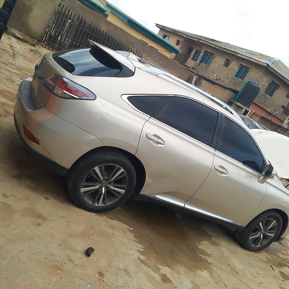 A picture of 2014 Rx 3 50 tokunbo standard for sale first body