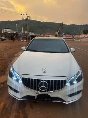 A picture of Distress sale Mercedes benz E350 2013 with duty