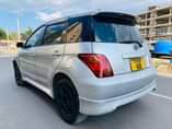 A picture of TOYOTA IST