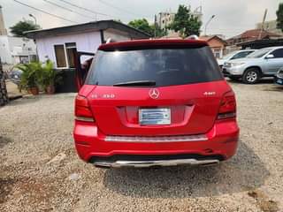 A picture of 2013 mercedes Benz GLK