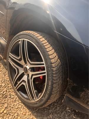 A picture of Toyota Harrier
