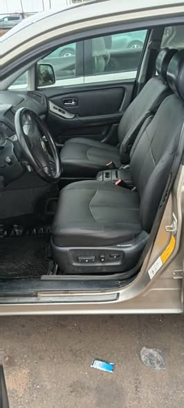 A picture of 03 rx300